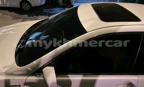 Buy Used Toyota Camry White Car in Cheom Ksan in Preah Vihear Province Buy Used Toyota Camry White Car in Cheom Ksan in Preah Vihear Province
