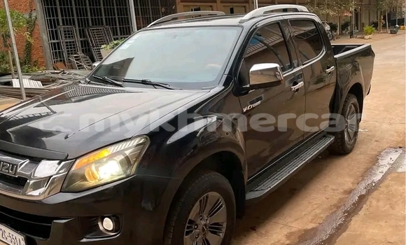 Buy Used Isuzu D–MAX Black Car in Kep in Kep Province Buy Used Isuzu D–MAX Black Car in Kep in Kep Province