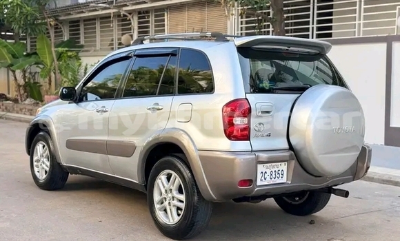 Buy Used Toyota RAV4 Other Car in Koulen in Preah Vihear Province Buy Used Toyota RAV4 Other Car in Koulen in Preah Vihear Province