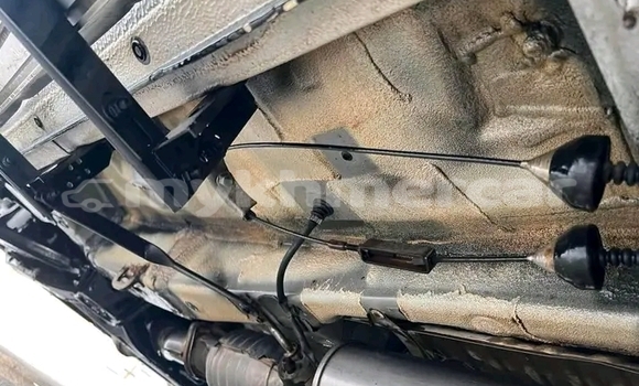 Buy Used Toyota Highlander White Car in Chbar Mon in Kampong Speu Province Buy Used Toyota Highlander White Car in Chbar Mon in Kampong Speu Province