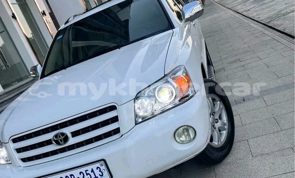 Buy Used Toyota Highlander White Car in Kep in Kep Province Buy Used Toyota Highlander White Car in Kep in Kep Province