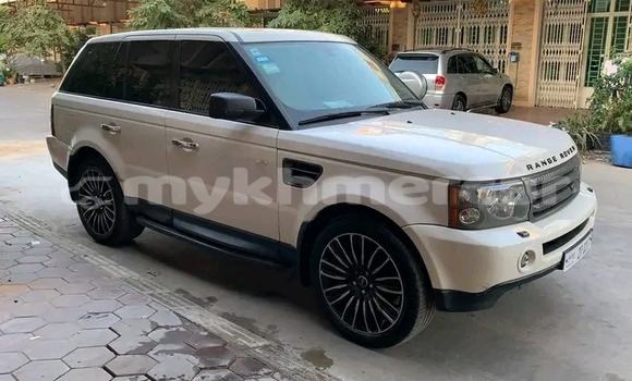 Buy Used Range Rover Range Rover White Car in Chbar Mon in Kampong Speu Province Buy Used Range Rover Range Rover White Car in Chbar Mon in Kampong Speu Province