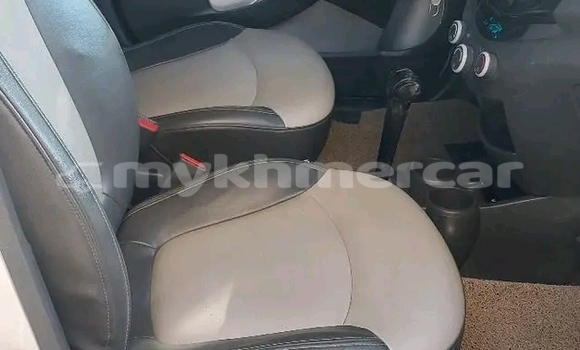 Buy Used Chevrolet Spark White Car in Dăm Thnăm in Kampot Province Buy Used Chevrolet Spark White Car in Dăm Thnăm in Kampot Province