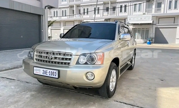 Buy Used Toyota Highlander Other Car in Khŭm Sráng in Kampong Speu Province Buy Used Toyota Highlander Other Car in Khŭm Sráng in Kampong Speu Province