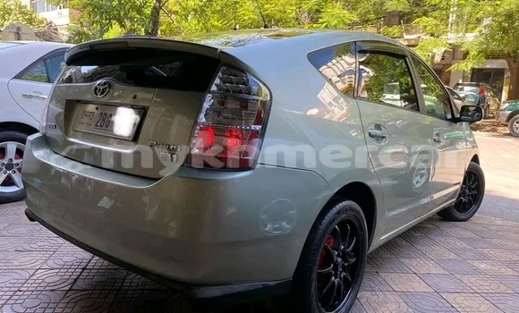 Buy Used Toyota Prius Other Car in Chbar Mon in Kampong Speu Province Buy Used Toyota Prius Other Car in Chbar Mon in Kampong Speu Province