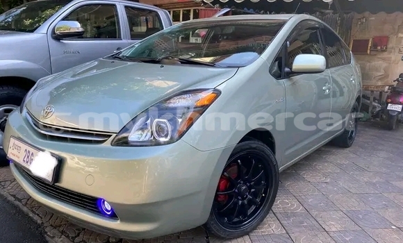 Buy Used Toyota Prius Other Car in Chbar Mon in Kampong Speu Province Buy Used Toyota Prius Other Car in Chbar Mon in Kampong Speu Province