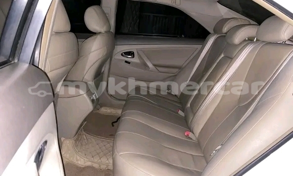 Buy Used Toyota Camry White Car in Kampong Chhnang in Kampong Chhnang Province Buy Used Toyota Camry White Car in Kampong Chhnang in Kampong Chhnang Province