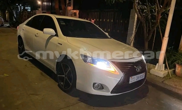 Buy Used Toyota Camry White Car in Kampong Chhnang in Kampong Chhnang Province Buy Used Toyota Camry White Car in Kampong Chhnang in Kampong Chhnang Province