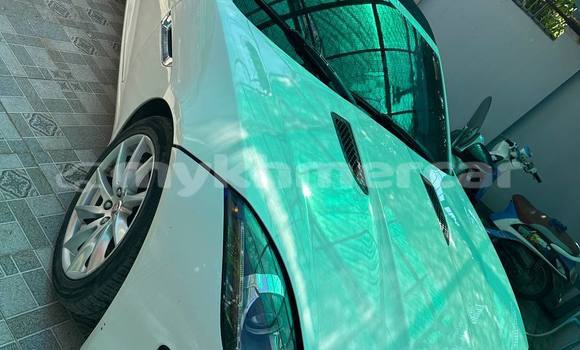 Buy Used Jaguar F-Type White Car in Poipet in Banteay Meanchey Province Buy Used Jaguar F-Type White Car in Poipet in Banteay Meanchey Province