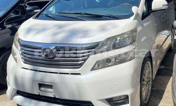 Buy Used Toyota Vellfire White Car in Phnom Penh in Phnom Penh Buy Used Toyota Vellfire White Car in Phnom Penh in Phnom Penh