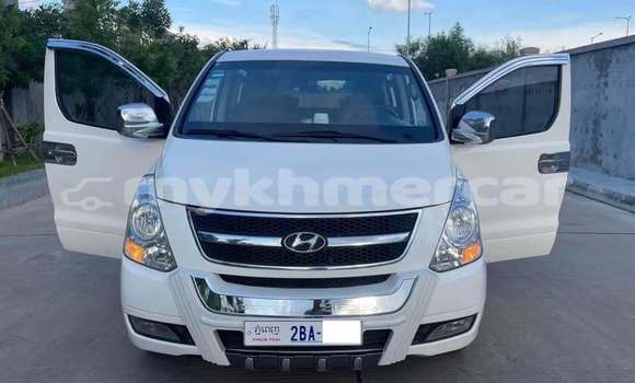 Buy Used Hyundai Starex White Car in Phnom Penh in Phnom Penh Buy Used Hyundai Starex White Car in Phnom Penh in Phnom Penh