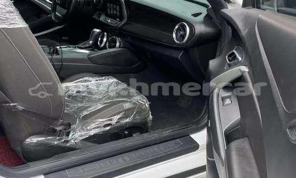 Buy Used Chevrolet Camaro White Car in Phnom Penh in Phnom Penh Buy Used Chevrolet Camaro White Car in Phnom Penh in Phnom Penh