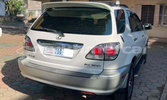 Buy Used Lexus RX 300 White Car in Phnom Penh in Phnom Penh Buy Used Lexus RX 300 White Car in Phnom Penh in Phnom Penh