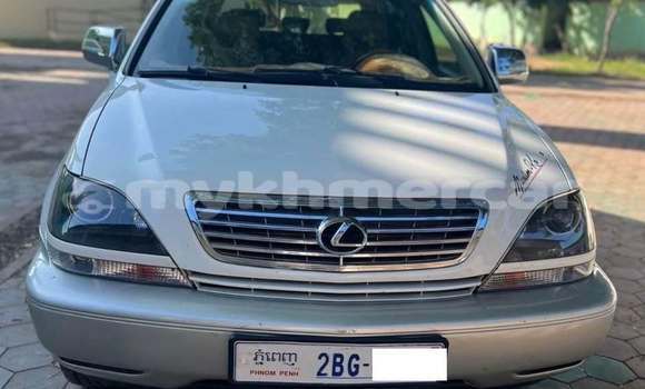 Buy Used Lexus RX 300 White Car in Phnom Penh in Phnom Penh Buy Used Lexus RX 300 White Car in Phnom Penh in Phnom Penh