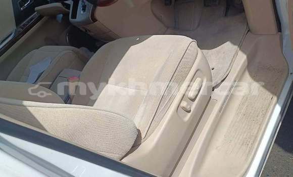 Buy Used Toyota Alphard White Car in Phnom Penh in Phnom Penh Buy Used Toyota Alphard White Car in Phnom Penh in Phnom Penh