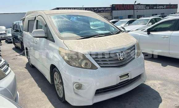 Buy Used Toyota Alphard White Car in Phnom Penh in Phnom Penh Buy Used Toyota Alphard White Car in Phnom Penh in Phnom Penh