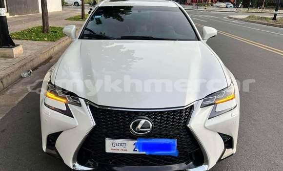 Buy Used Lexus GS White Car in Phnom Penh in Phnom Penh