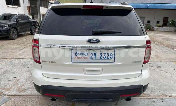 Buy Used Land Rover Discovery White Car in Phnom Penh in Phnom Penh Buy Used Land Rover Discovery White Car in Phnom Penh in Phnom Penh