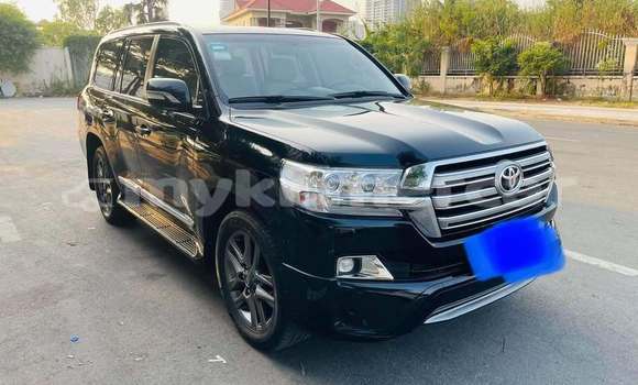 Buy Used Toyota Land Cruiser Black Car in Phnom Penh in Phnom Penh Buy Used Toyota Land Cruiser Black Car in Phnom Penh in Phnom Penh