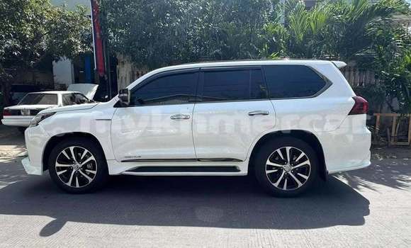 ទិញ បានប្រើ Lexus LX 570 White ឡាន} ក្នុង Phnom Penh ក្នុង Phnom Penh ទិញ បានប្រើ Lexus LX 570 White ឡាន} ក្នុង Phnom Penh ក្នុង Phnom Penh