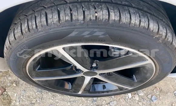 Buy Used Toyota Camry White Car in Chbar Mon in Kampong Speu Province Buy Used Toyota Camry White Car in Chbar Mon in Kampong Speu Province