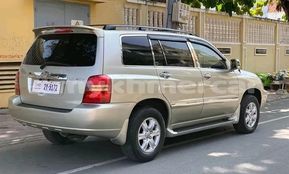 Buy Used Toyota Highlander Other Car in Chbar Mon in Kampong Speu Province Buy Used Toyota Highlander Other Car in Chbar Mon in Kampong Speu Province