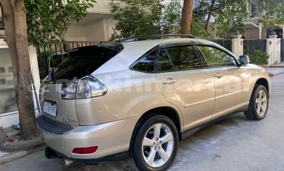 Buy Used Lexus RX 350 Other Car in Cheom Ksan in Preah Vihear Province Buy Used Lexus RX 350 Other Car in Cheom Ksan in Preah Vihear Province