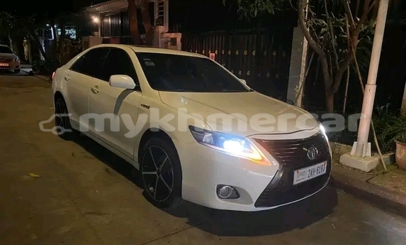 Buy Used Toyota Camry White Car in Chbar Mon in Kampong Speu Province Buy Used Toyota Camry White Car in Chbar Mon in Kampong Speu Province