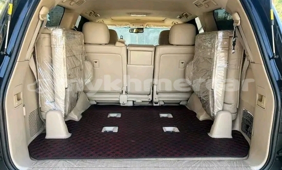 Buy Used Toyota Land Cruiser Black Car in Chbar Mon in Kampong Speu Province Buy Used Toyota Land Cruiser Black Car in Chbar Mon in Kampong Speu Province