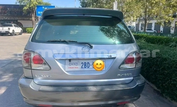 Buy Used Lexus RX 330 Other Car in Chbar Mon in Kampong Speu Province Buy Used Lexus RX 330 Other Car in Chbar Mon in Kampong Speu Province