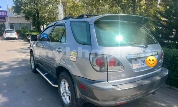 Buy Used Lexus RX 330 Other Car in Chbar Mon in Kampong Speu Province Buy Used Lexus RX 330 Other Car in Chbar Mon in Kampong Speu Province