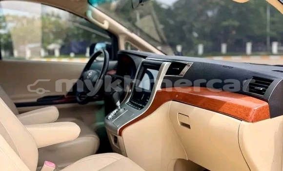 Buy Used Toyota Vellfire Black Car in Chbar Mon in Kampong Speu Province Buy Used Toyota Vellfire Black Car in Chbar Mon in Kampong Speu Province