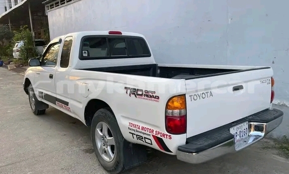 Buy Used Toyota Tacoma White Car in Chbar Mon in Kampong Speu Province Buy Used Toyota Tacoma White Car in Chbar Mon in Kampong Speu Province
