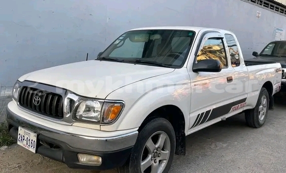 Buy Used Toyota Tacoma White Car in Chbar Mon in Kampong Speu Province Buy Used Toyota Tacoma White Car in Chbar Mon in Kampong Speu Province