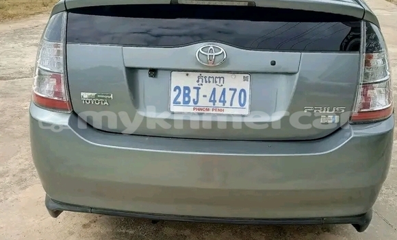 Buy Used Toyota Prius Other Car in Chbar Mon in Kampong Speu Province Buy Used Toyota Prius Other Car in Chbar Mon in Kampong Speu Province