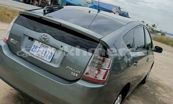 Buy Used Toyota Prius Other Car in Chbar Mon in Kampong Speu Province Buy Used Toyota Prius Other Car in Chbar Mon in Kampong Speu Province