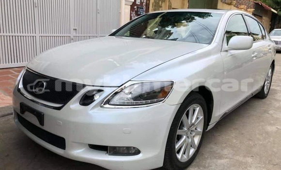 Buy Used Lexus GS White Car in Phnom Penh in Phnom Penh
