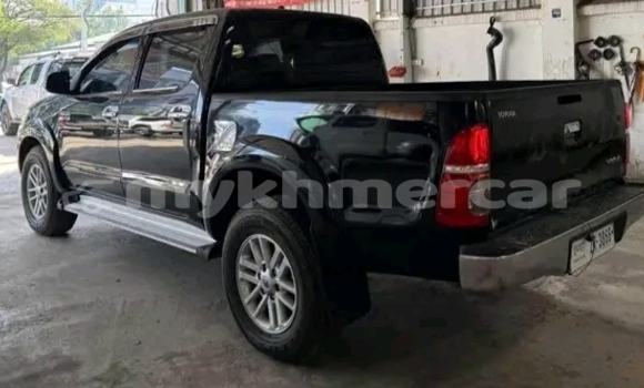 Buy Used Toyota Vigo Black Car in Cheom Ksan in Preah Vihear Province Buy Used Toyota Vigo Black Car in Cheom Ksan in Preah Vihear Province