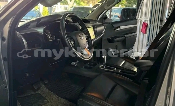 Buy Used Toyota Hiluxe Revo Other Car in Chbar Mon in Kampong Speu Province Buy Used Toyota Hiluxe Revo Other Car in Chbar Mon in Kampong Speu Province