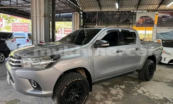 Buy Used Toyota Hiluxe Revo Other Car in Chbar Mon in Kampong Speu Province Buy Used Toyota Hiluxe Revo Other Car in Chbar Mon in Kampong Speu Province