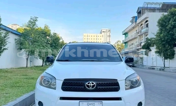 Buy Used Toyota RAV4 White Car in Khemarak Phoumin in Koh Kong Province Buy Used Toyota RAV4 White Car in Khemarak Phoumin in Koh Kong Province