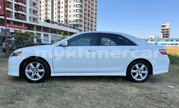 Buy Used Toyota Camry White Car in Chbar Mon in Kampong Speu Province Buy Used Toyota Camry White Car in Chbar Mon in Kampong Speu Province