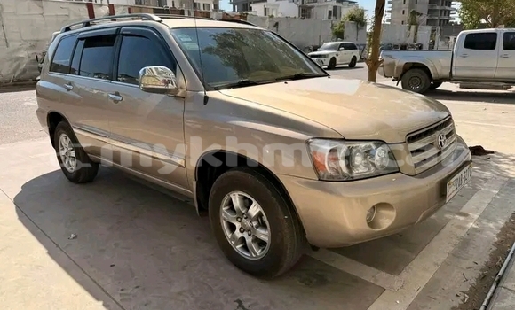 Buy Used Toyota Highlander Other Car in Chbar Mon in Kampong Speu Province Buy Used Toyota Highlander Other Car in Chbar Mon in Kampong Speu Province