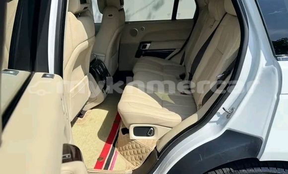 Buy Used Range Rover Evoque White Car in Cheom Ksan in Preah Vihear Province Buy Used Range Rover Evoque White Car in Cheom Ksan in Preah Vihear Province