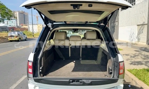 Buy Used Range Rover Evoque White Car in Cheom Ksan in Preah Vihear Province Buy Used Range Rover Evoque White Car in Cheom Ksan in Preah Vihear Province