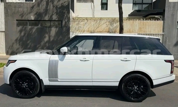 Buy Used Range Rover Evoque White Car in Cheom Ksan in Preah Vihear Province Buy Used Range Rover Evoque White Car in Cheom Ksan in Preah Vihear Province