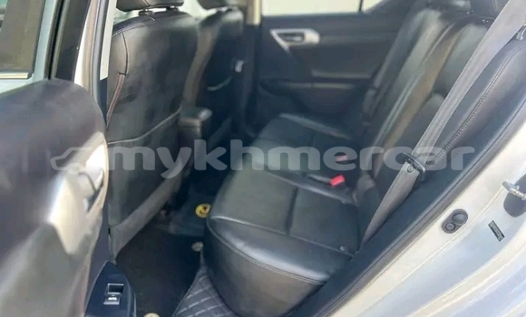 Buy Used Lexus RC White Car in Cheom Ksan in Preah Vihear Province Buy Used Lexus RC White Car in Cheom Ksan in Preah Vihear Province