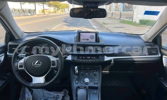 Buy Used Lexus RC White Car in Cheom Ksan in Preah Vihear Province Buy Used Lexus RC White Car in Cheom Ksan in Preah Vihear Province