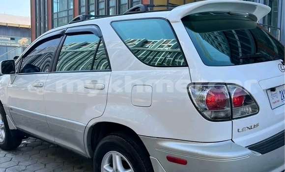 Buy Used Lexus RX 300 White Car in Mongkol Borey in Banteay Meanchey Province Buy Used Lexus RX 300 White Car in Mongkol Borey in Banteay Meanchey Province