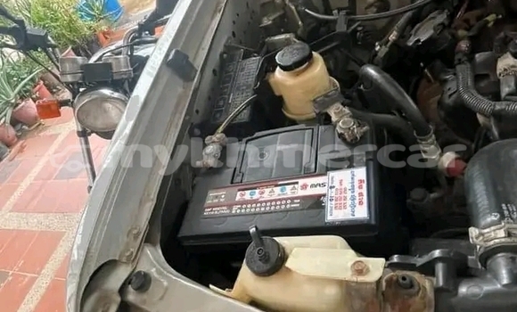 Buy Used Nissan Frontier White Car in Moung Ruessei in Battambang Province Buy Used Nissan Frontier White Car in Moung Ruessei in Battambang Province